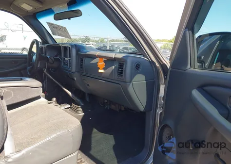 2001 Chevrolet Silverado z USA, uszkodzony, nr VIN 1GCEK14WX1Z145144